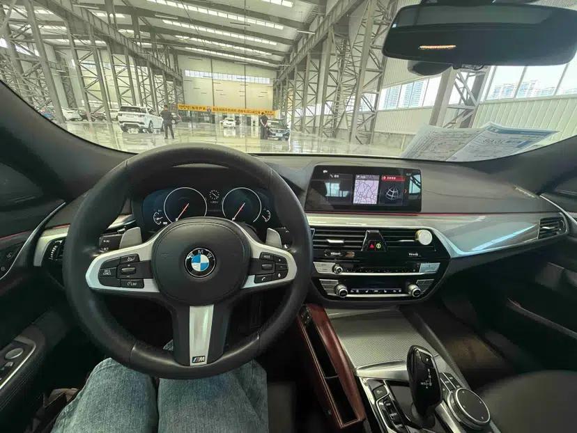 BMW 6 Series GT 2019 630i M Sport Package — миниатюра 11