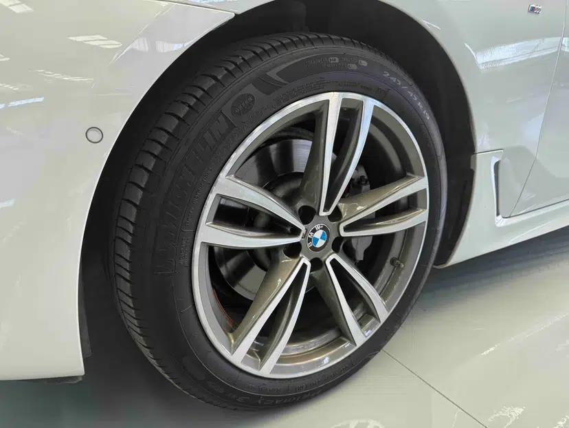 BMW 6 Series GT 2019 630i M Sport Package — миниатюра 7