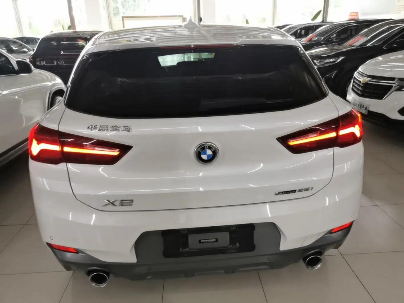 BMW X2 2021 sDrive25i Luxury M Sport Package — миниатюра 5