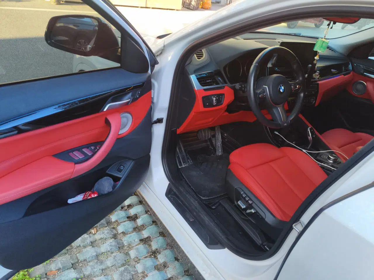 BMW X2 2021 sDrive25i M Sport Package — миниатюра 16