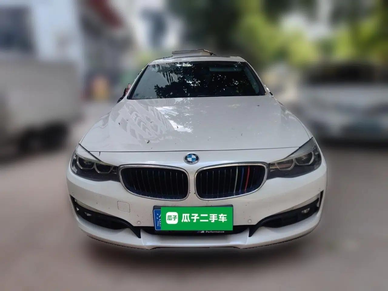 BMW 3 Series GT 2018 320i Sport Edition — миниатюра 2