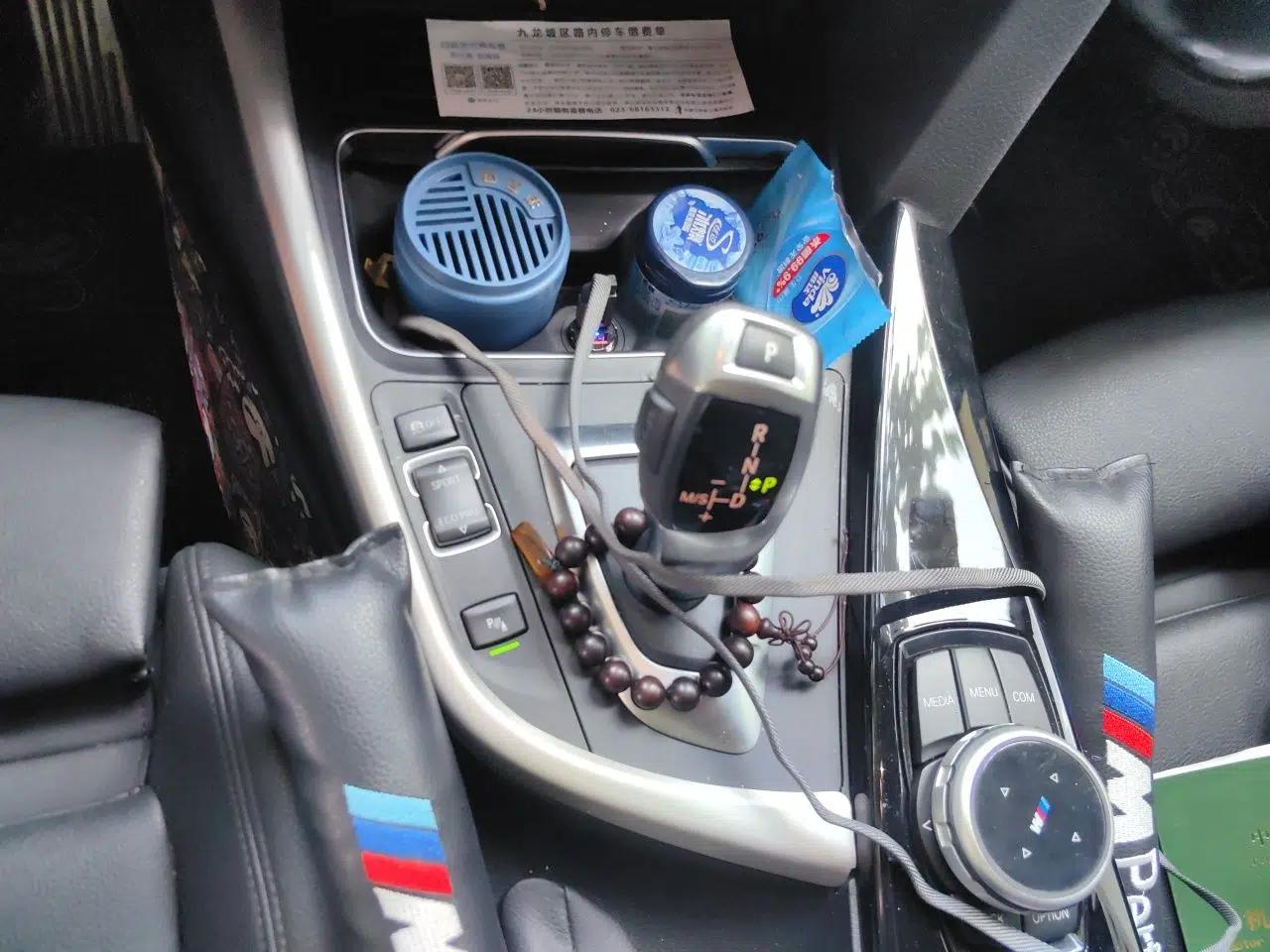 BMW 3 Series GT 2018 320i Sport Edition — миниатюра 14