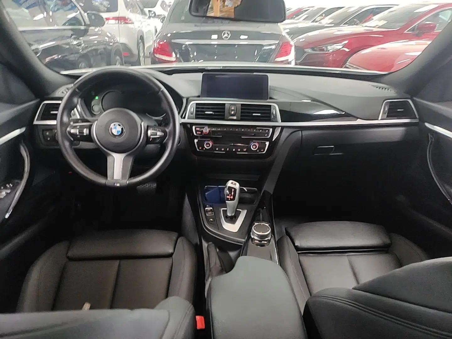 BMW 3 Series GT 2020 320i M Sport Package — миниатюра 12