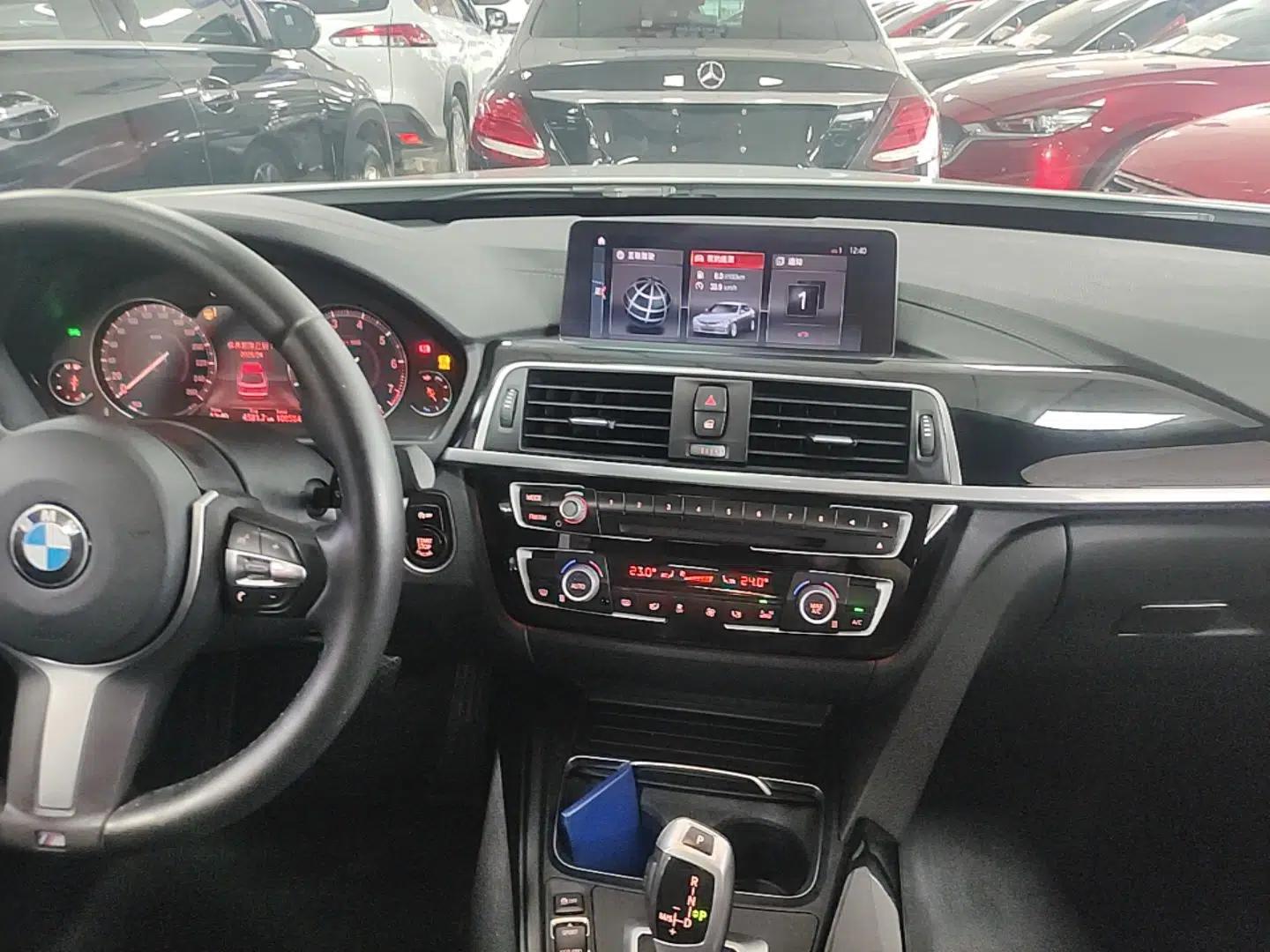 BMW 3 Series GT 2020 320i M Sport Package — миниатюра 15