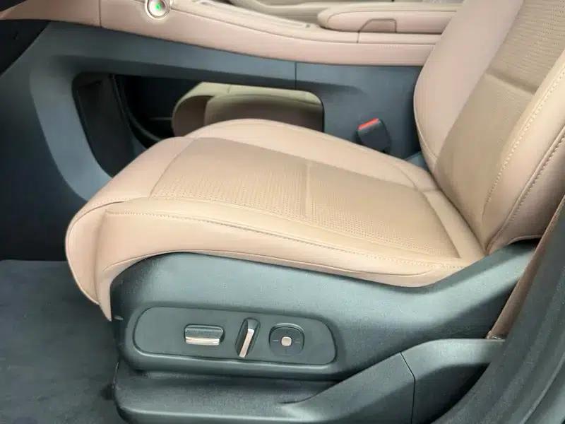 NIO ES6 2024 model 75kWh — миниатюра 23