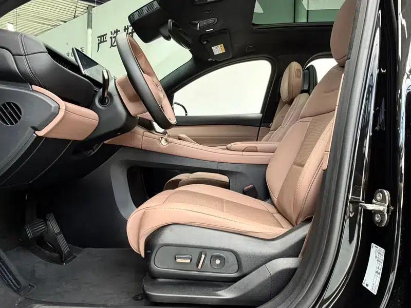 NIO ES6 2024 model 75kWh — миниатюра 27