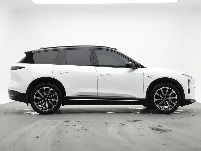 NIO ES6 2025 model 75kWh — миниатюра 8