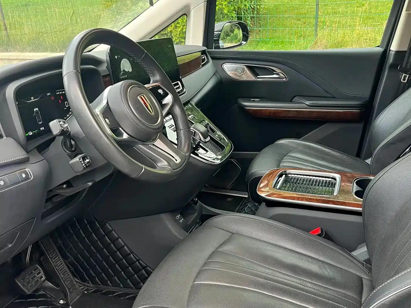 Hongqi HQ9 PHEV 2024 2.0T AWD Luxury Edition — миниатюра 8