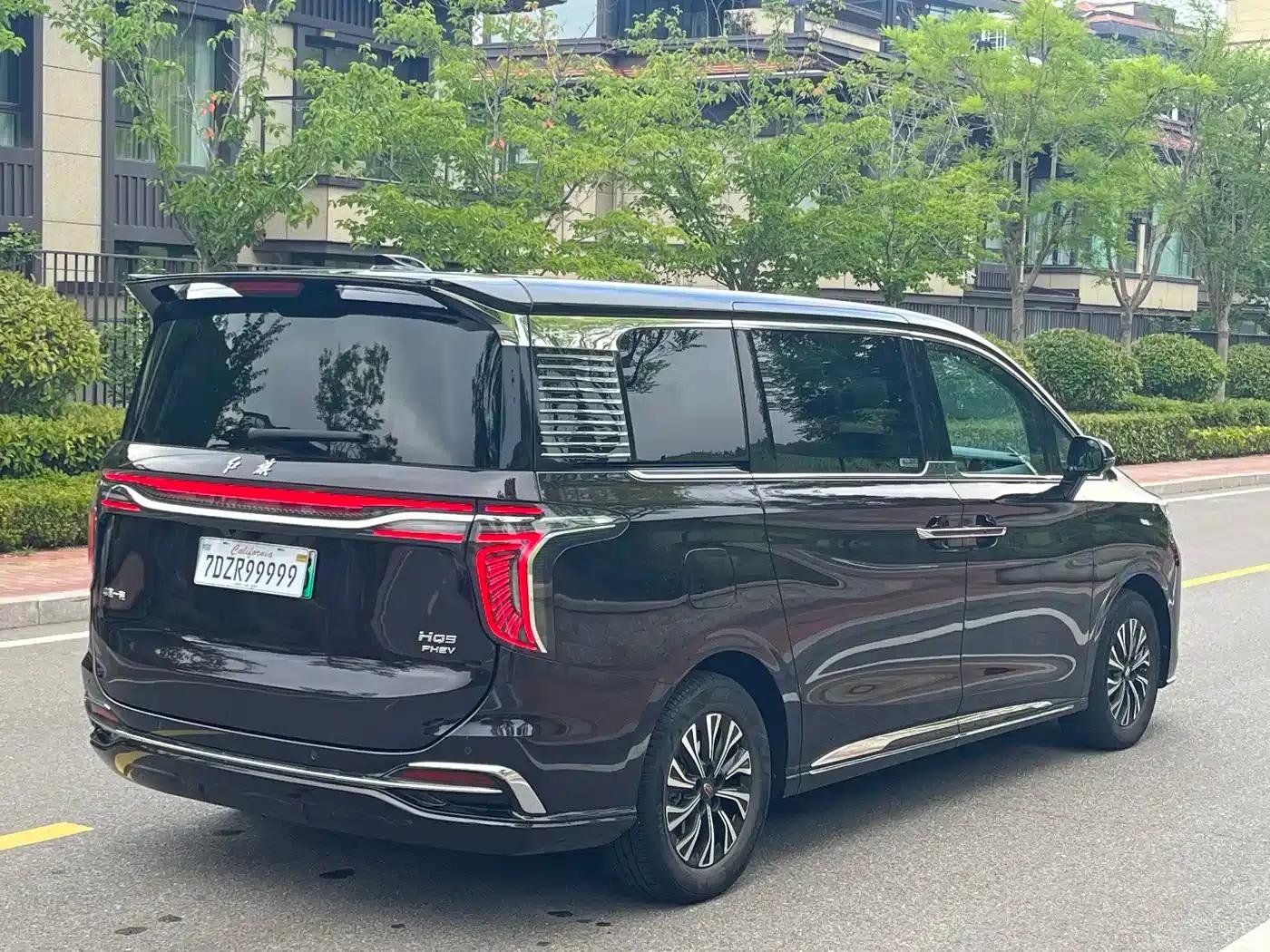 Hongqi HQ9 PHEV 2024 2.0T AWD Luxury Edition — миниатюра 10