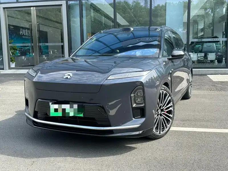 NIO ES8 2026 Model Six-Seat Executive Signature Edition — миниатюра 1