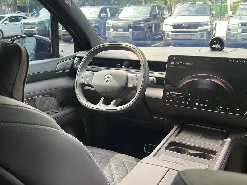 NIO ES8 2026 Model Six-Seat Executive Signature Edition — миниатюра 16