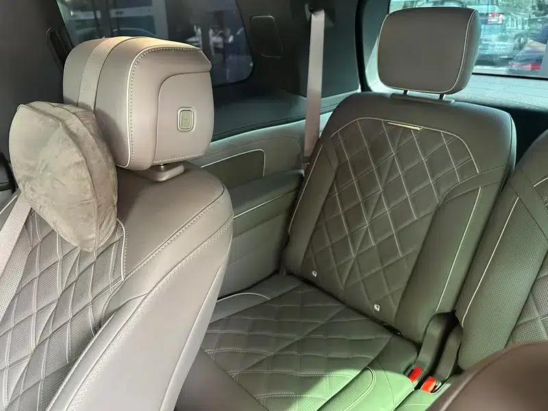 NIO ES8 2026 Model Six-Seat Executive Signature Edition — миниатюра 19