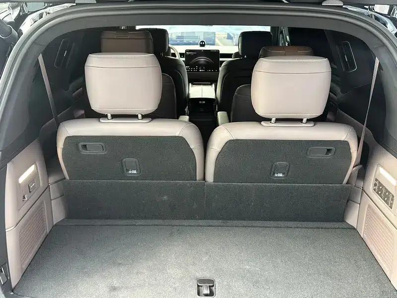 NIO ES8 2026 Model Six-Seat Executive Signature Edition — миниатюра 21