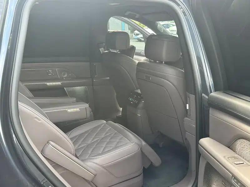 NIO ES8 2026 Model Six-Seat Executive Signature Edition — миниатюра 24
