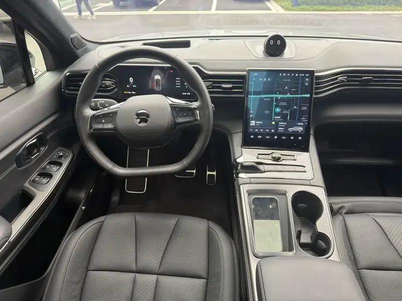 NIO ES8 2022 Model 580KM Six-Seater — миниатюра 12