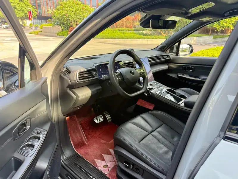 NIO ES8 2020 450KM Signature Edition (Six Seats) — миниатюра 13