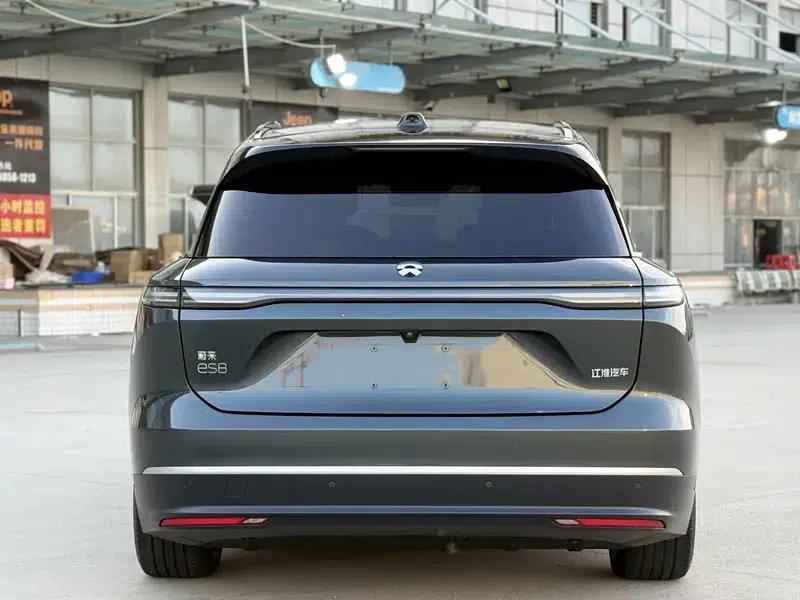 NIO ES8 2023 100kWh Signature Edition — миниатюра 5