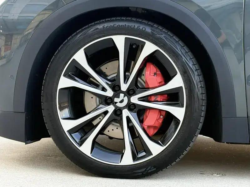 NIO ES8 2023 100kWh Signature Edition — миниатюра 9