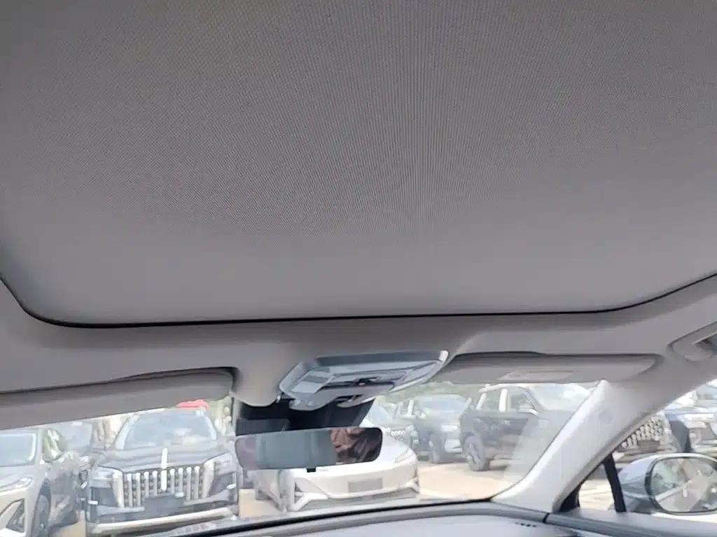 Hongqi H5 PHEV 2025 Model 170 Super Hybrid — миниатюра 9