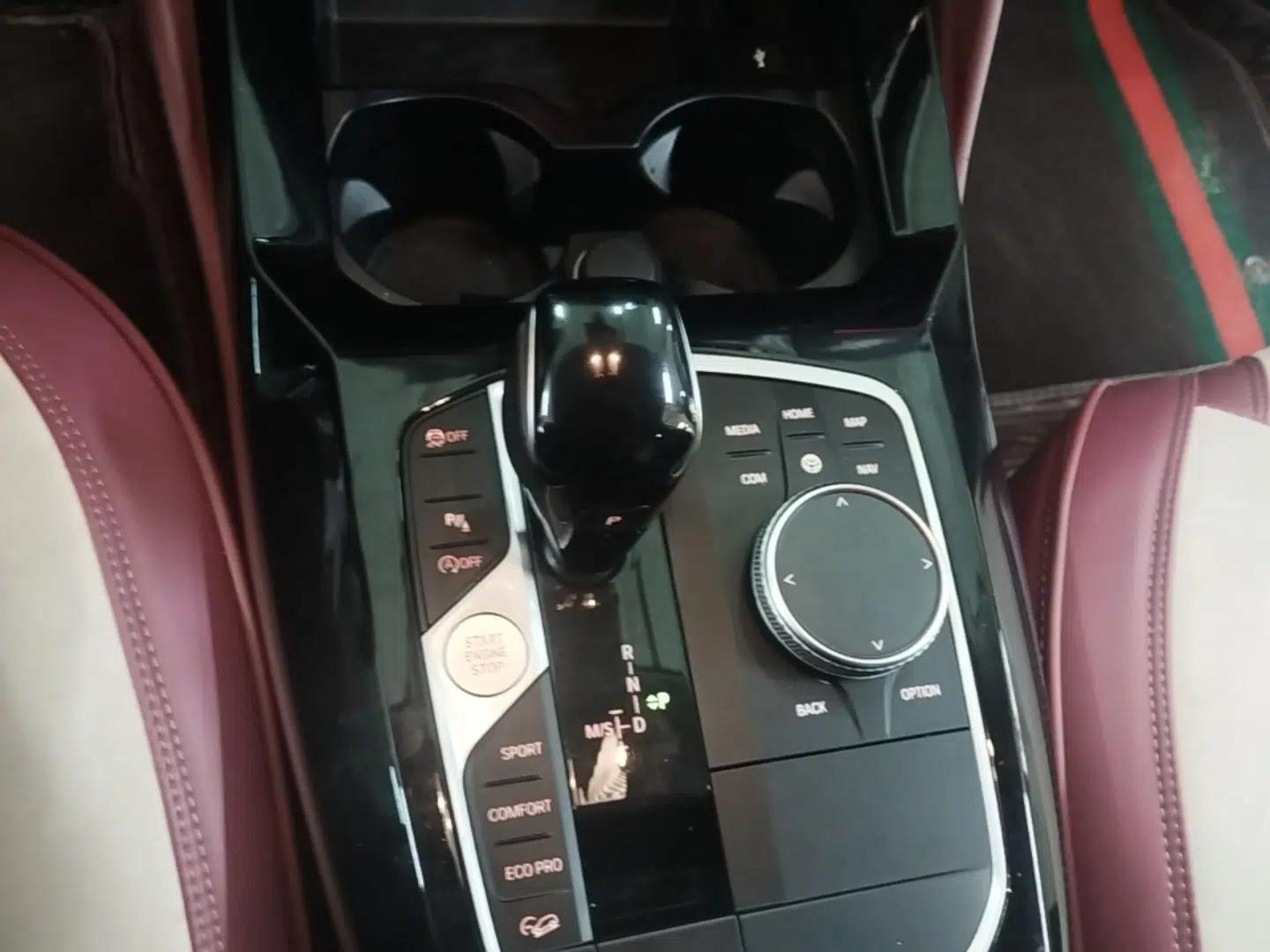 BMW X4 2022 xDrive 25i M Sport Package — миниатюра 16