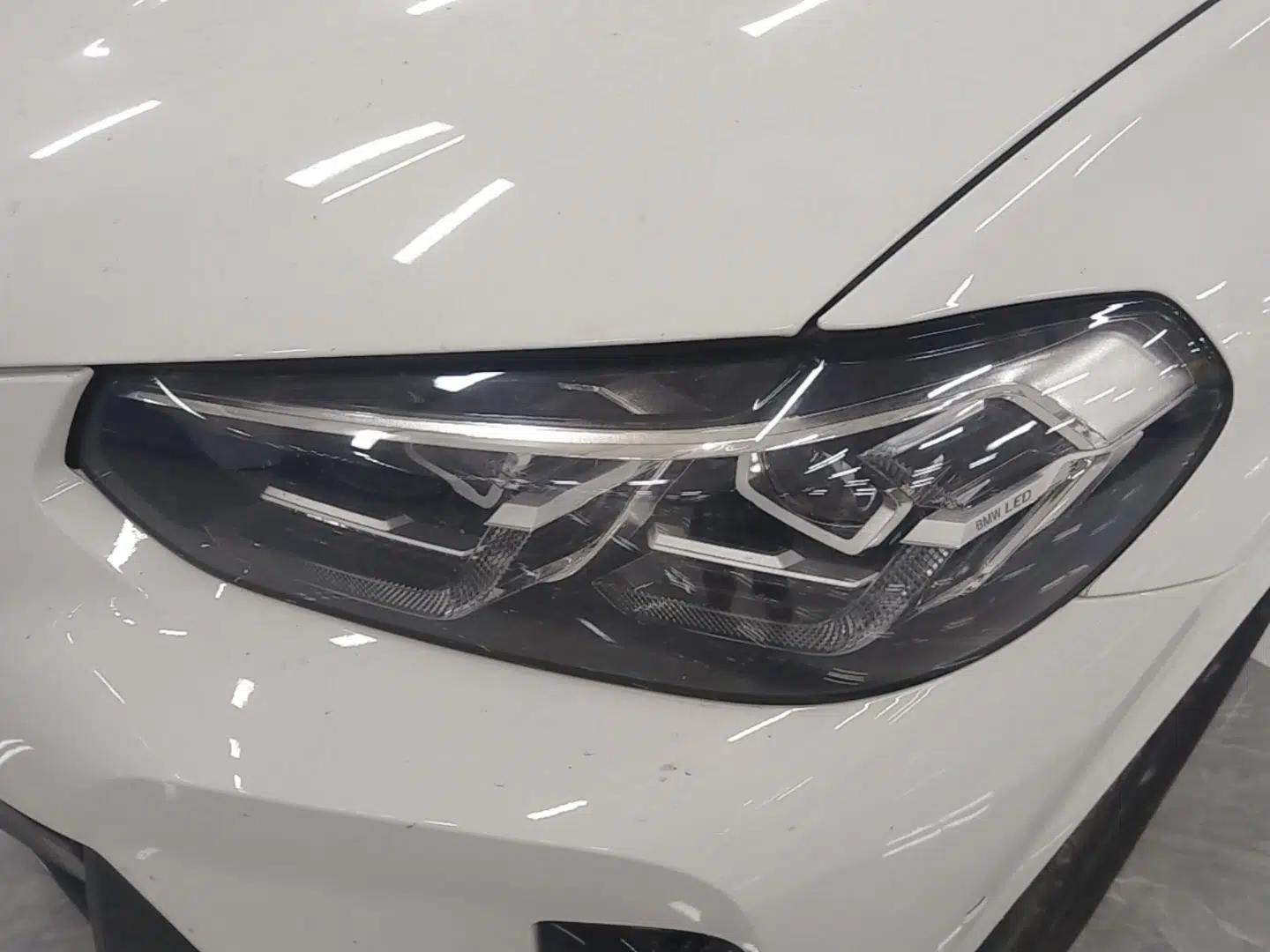 BMW X4 2022 xDrive 25i M Sport Package — миниатюра 8