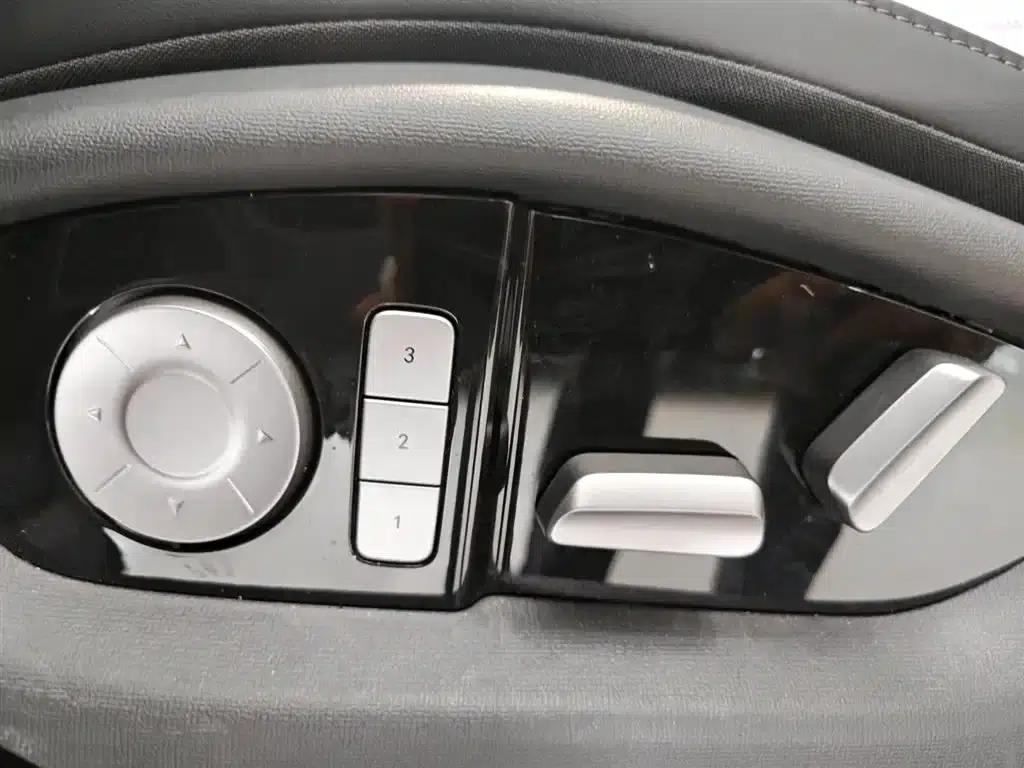 Hongqi Tiangong 08 2025 680 Ultra 4WD Edition — миниатюра 27