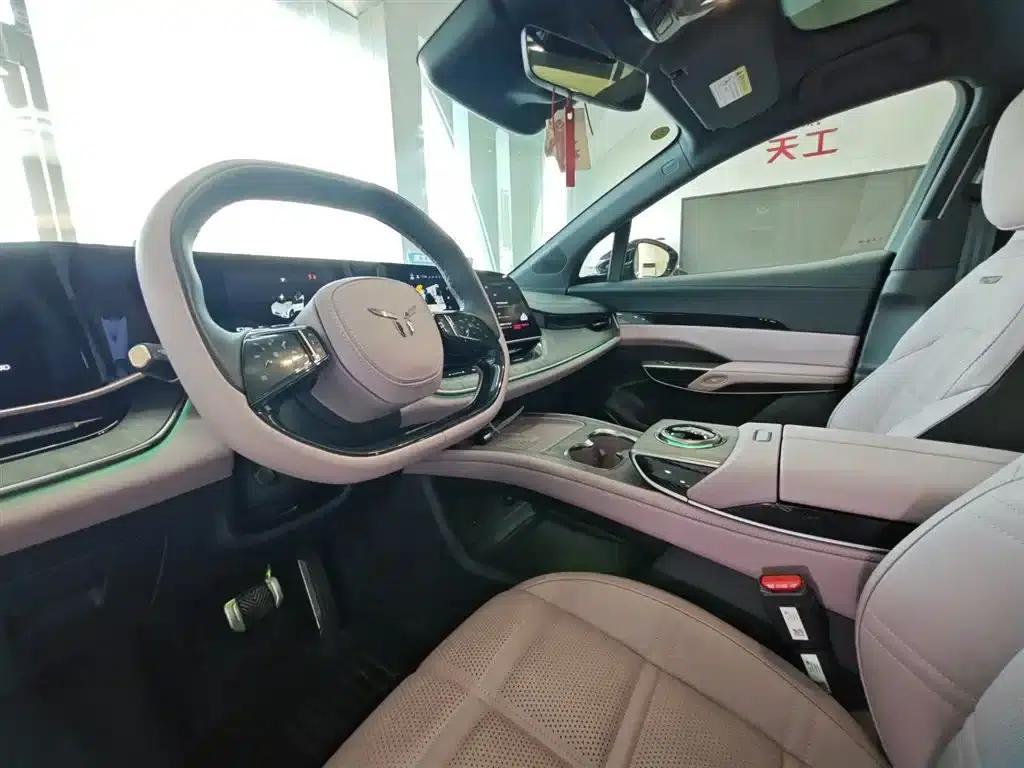 Hongqi Tiangong 08 2025 680 Ultra 4WD Edition — миниатюра 8