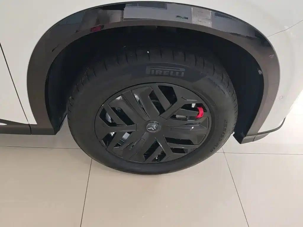 Hongqi Tiangong 08 2025 Model 605 Max Rear-Wheel Drive — миниатюра 14