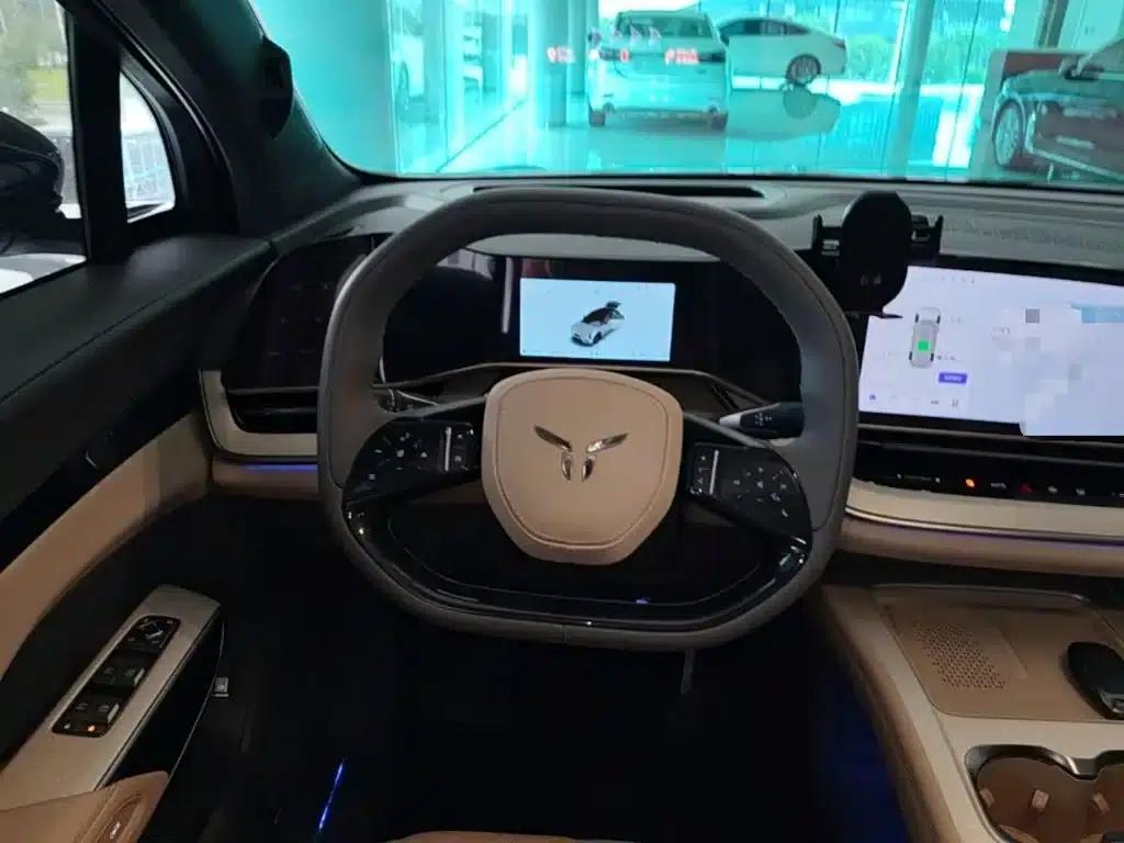 Hongqi Tiangong 08 2025 Model 605 Max Rear-Wheel Drive — миниатюра 17