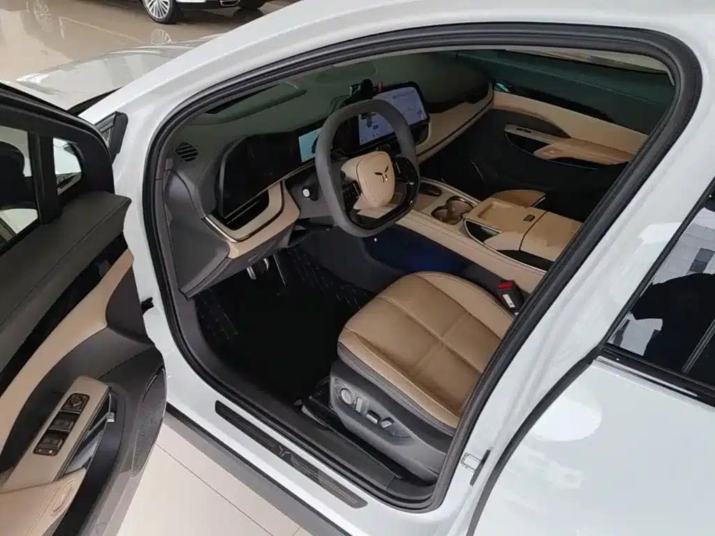 Hongqi Tiangong 08 2025 Model 605 Max Rear-Wheel Drive — миниатюра 23