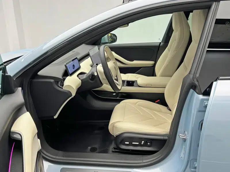 NIO ET5T 2025 model 75kWh — миниатюра 17