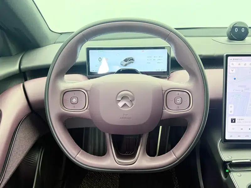 NIO ET5T 2024 model 75kWh — миниатюра 16