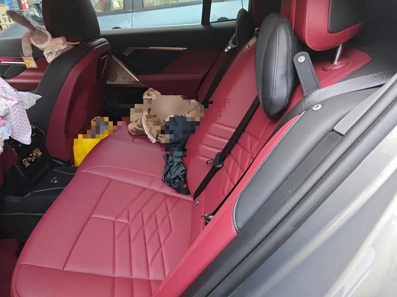 BMW i5 2024 eDrive 35L Luxury Model with M Sport Package — миниатюра 17
