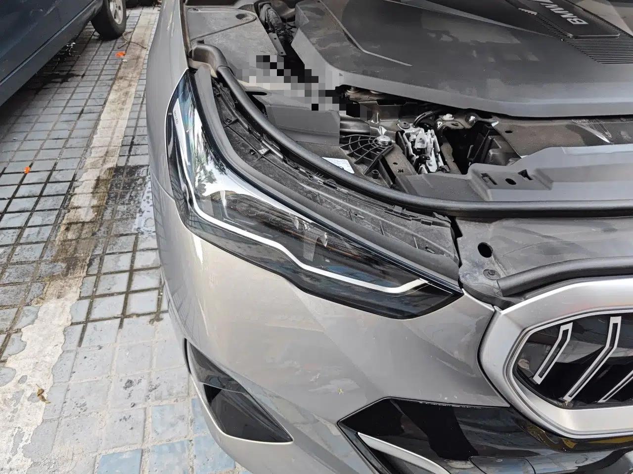 BMW i5 2024 eDrive 35L Luxury Model with M Sport Package — миниатюра 7