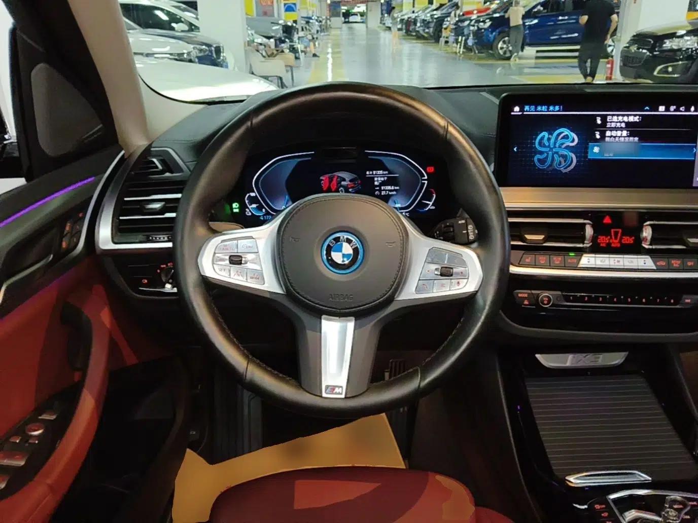 BMW iX3 2022 Updated Leading Type — миниатюра 13