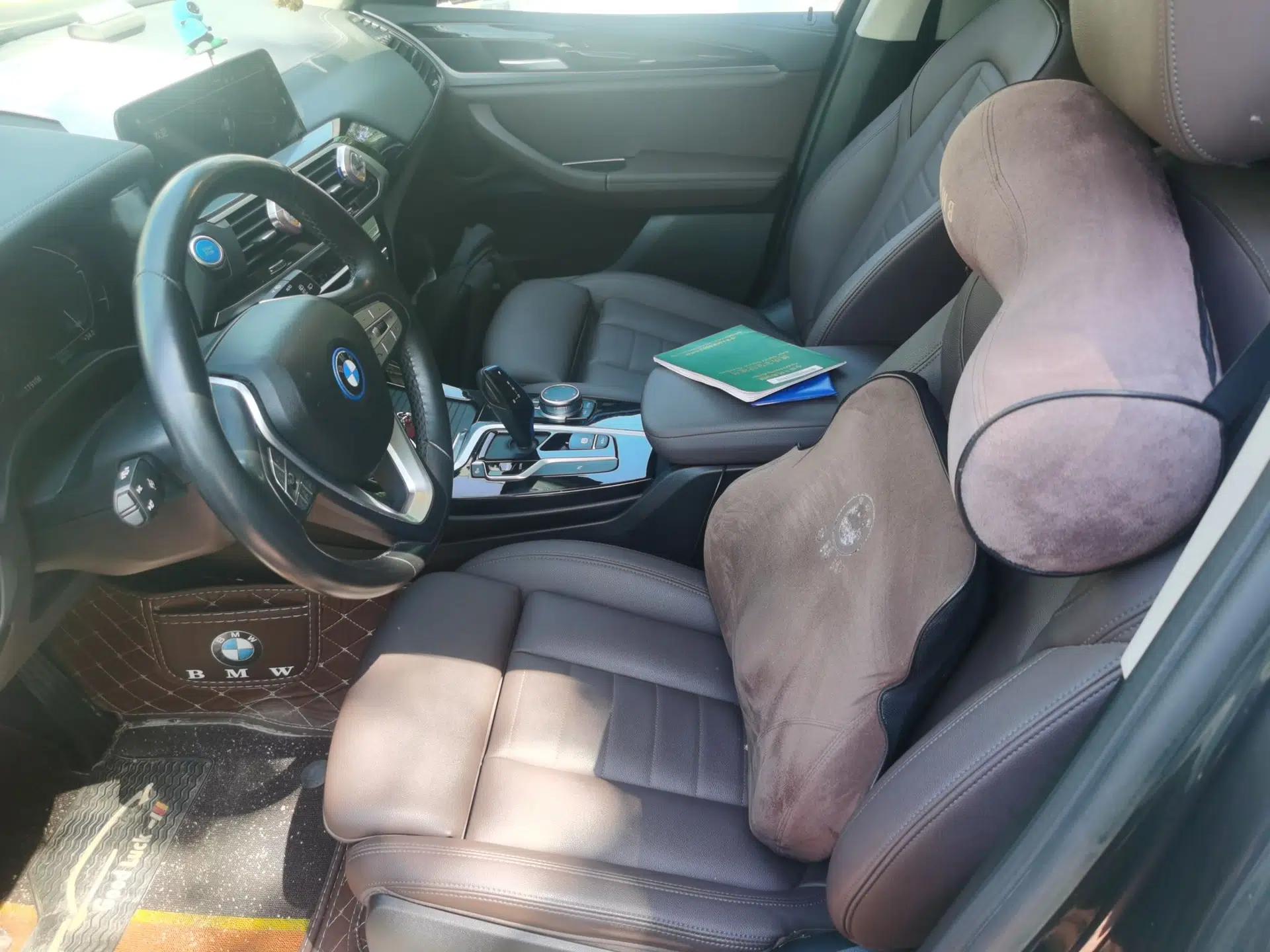 BMW iX3 2021 Updated Leading Edition — миниатюра 16