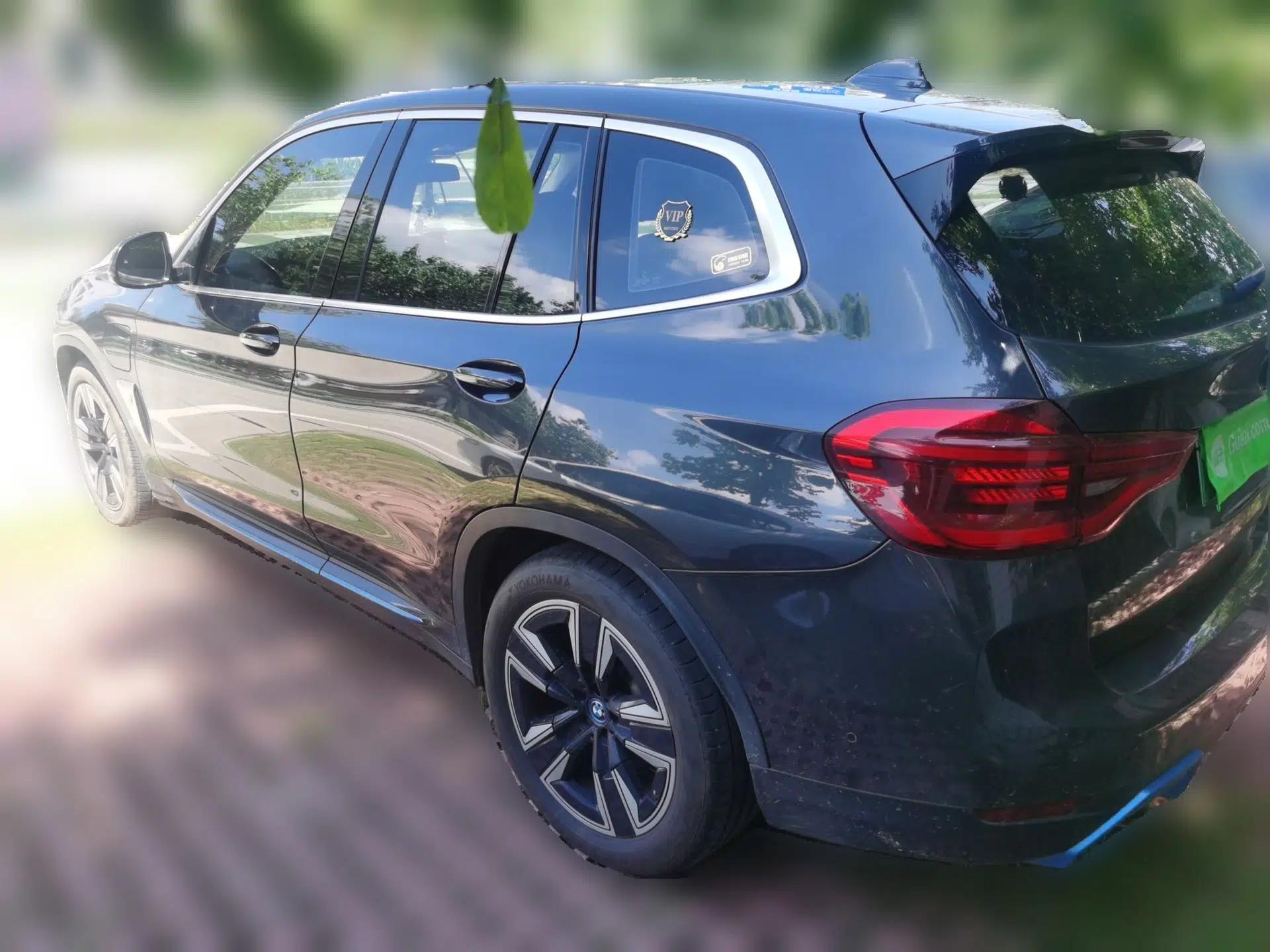 BMW iX3 2021 Updated Leading Edition — миниатюра 4