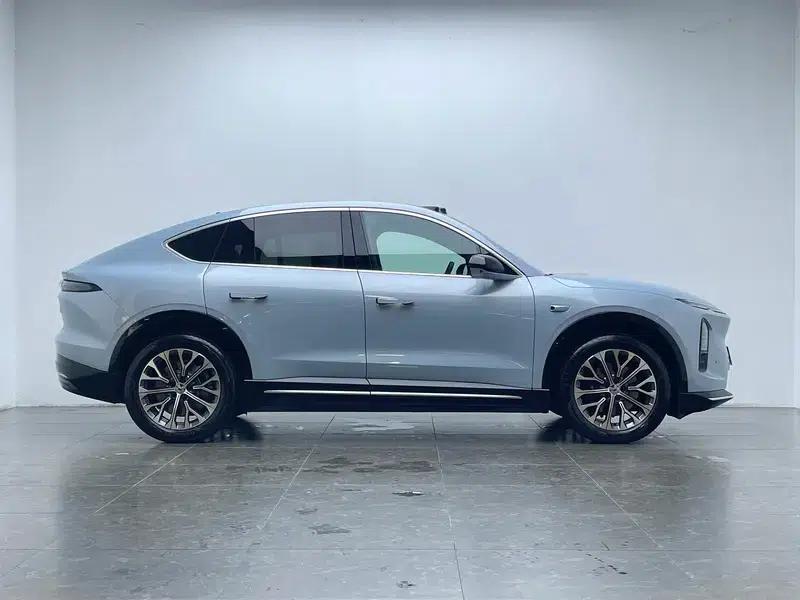 NIO EC6 2025 model 75kWh — миниатюра 8