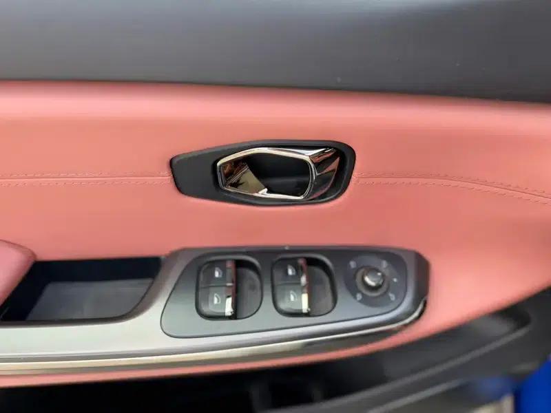 NIO EC6 2020 465KM Sport Edition — миниатюра 11