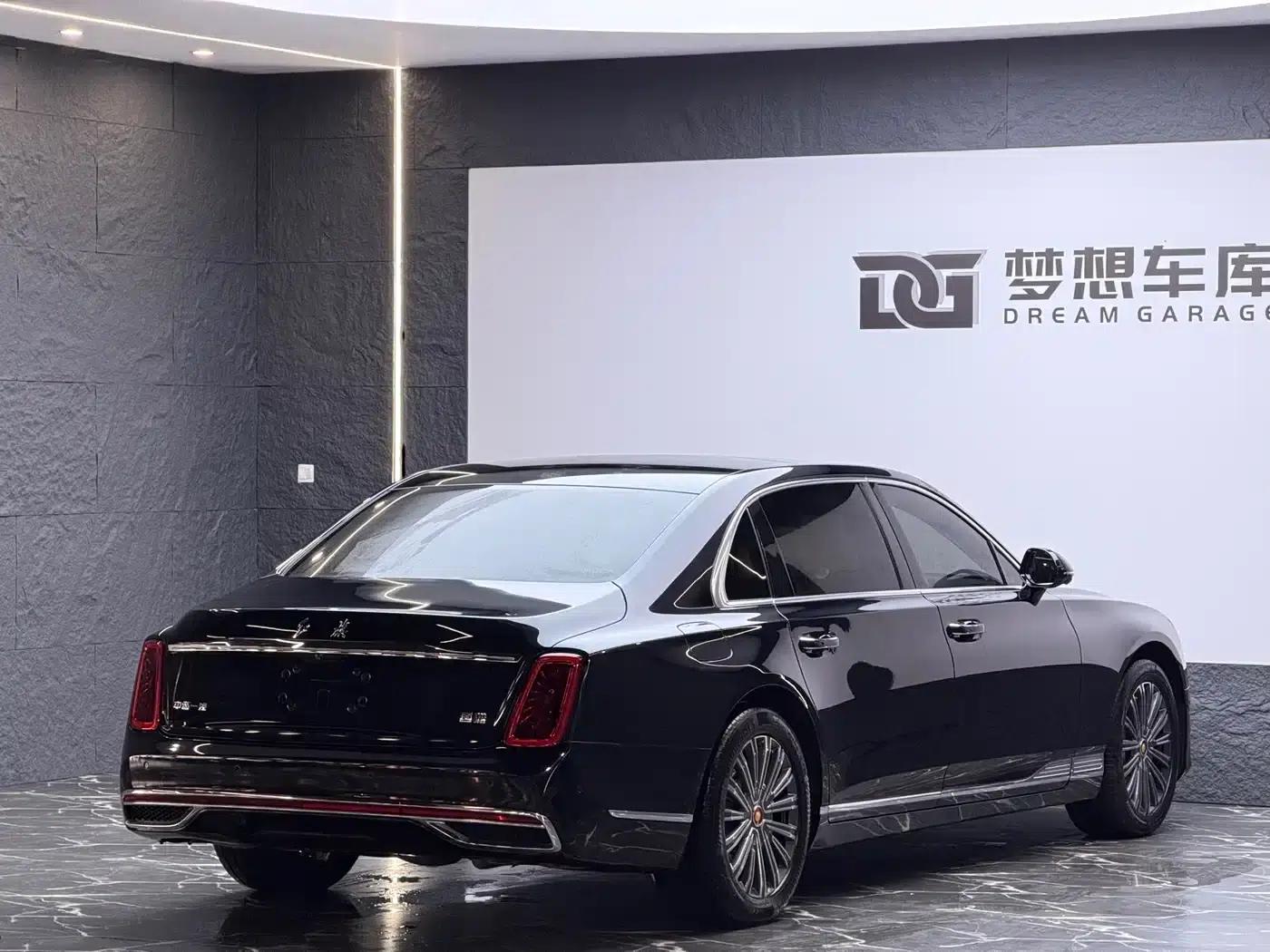 Hongqi Golden Sunflower Elegant 2024 Model 3.0T V6 — миниатюра 3