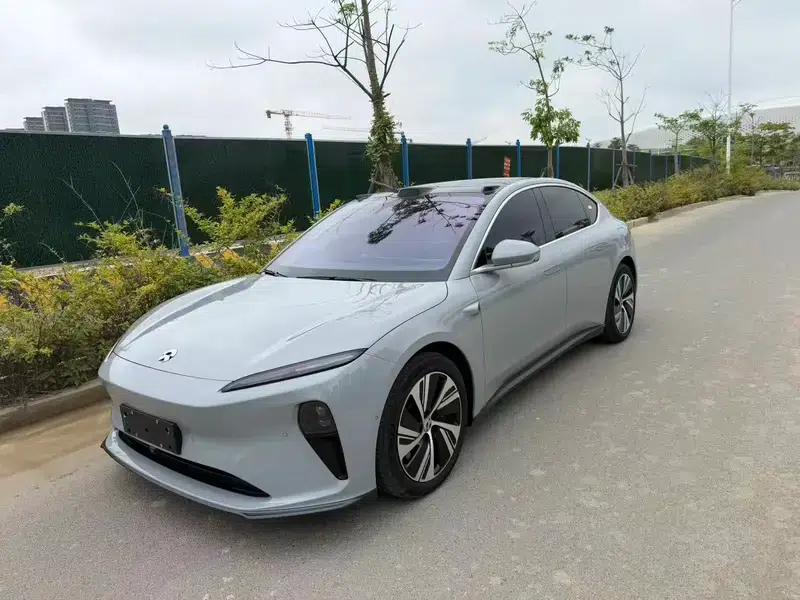 NIO ET5 2024 model 75kWh — миниатюра 1