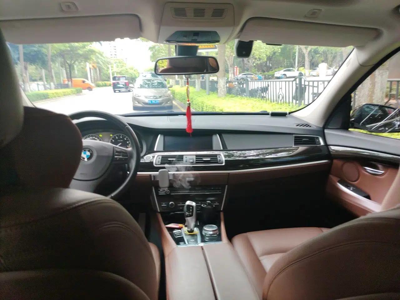 BMW 5 Series GT 2014 528i Leading Model — миниатюра 18