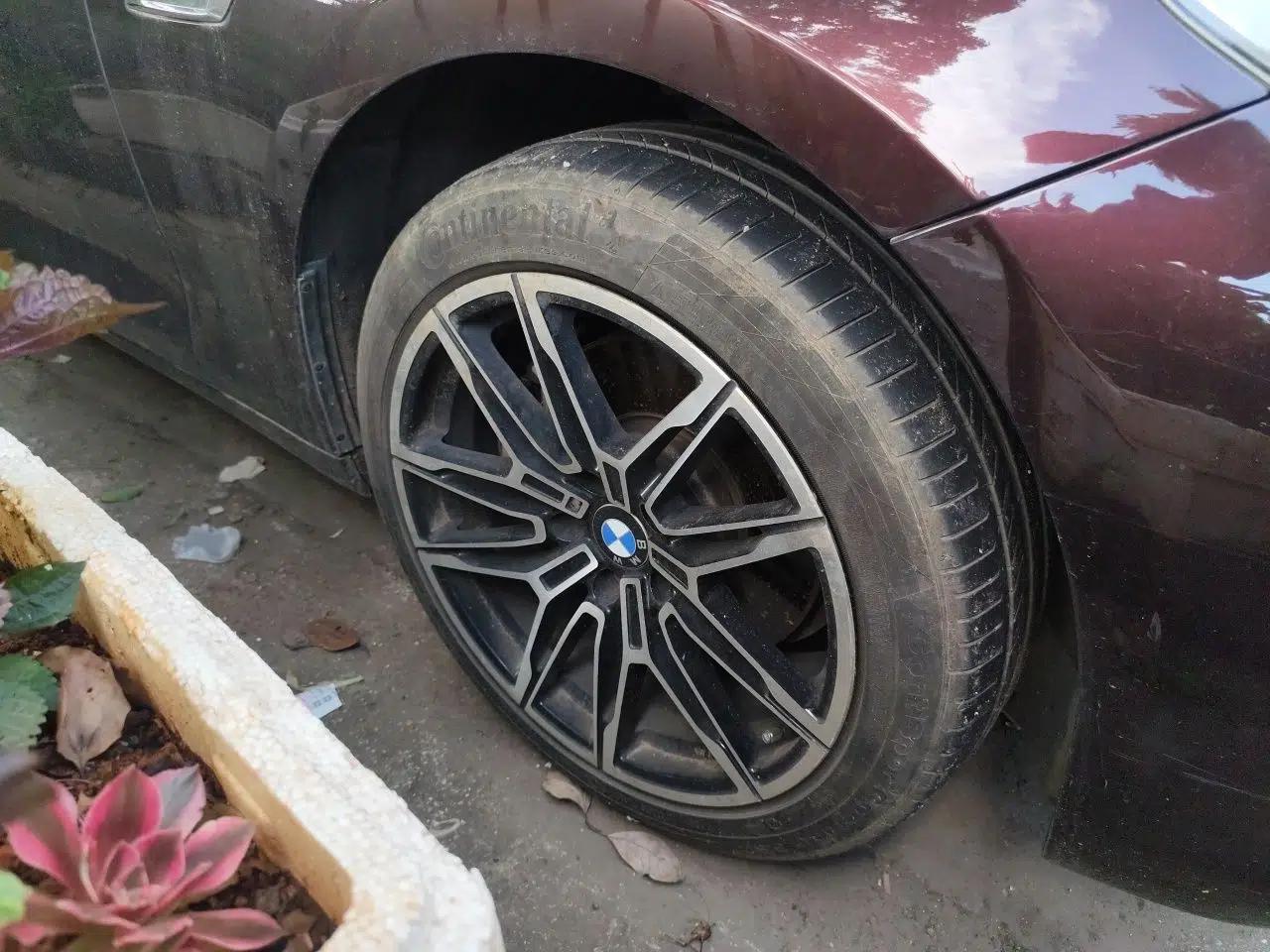 BMW 5 Series GT 2017 528i Leading Model — миниатюра 8