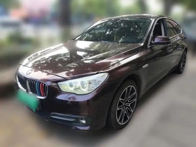 BMW 5 Series GT 2017 528i Leading Model