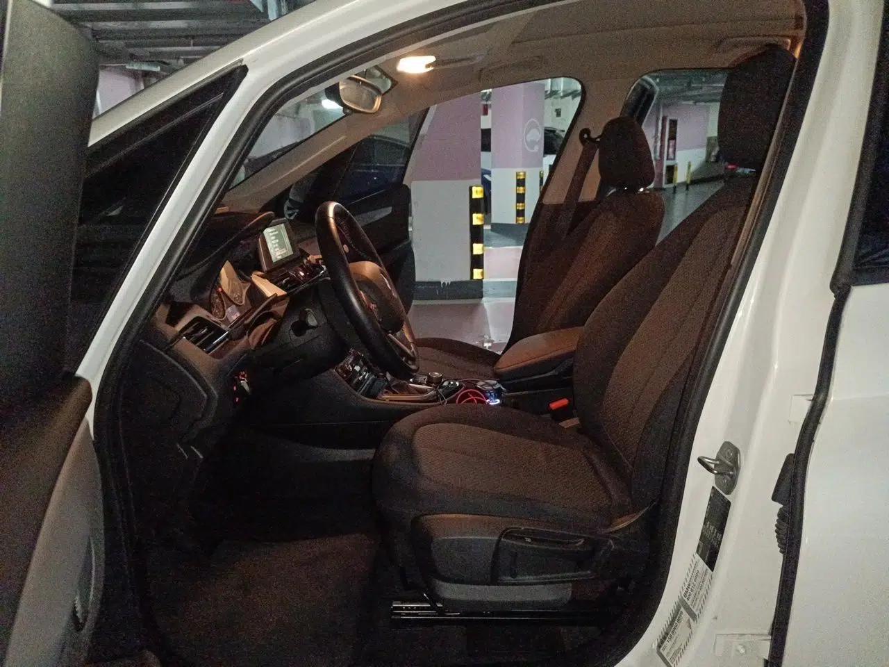 BMW 2 Series Gran Tourer 2015 218i Leading Model — миниатюра 15