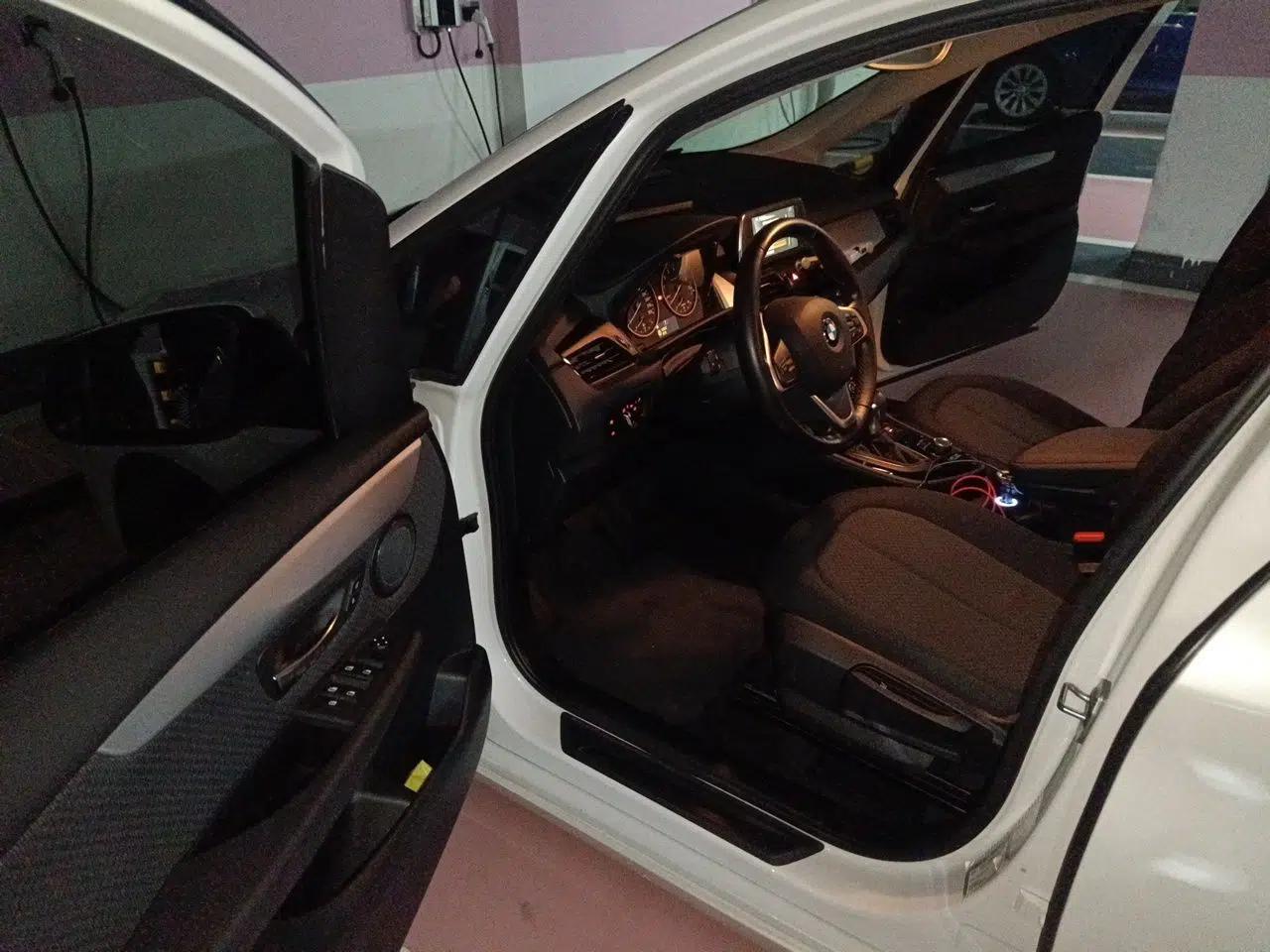 BMW 2 Series Gran Tourer 2015 218i Leading Model — миниатюра 16