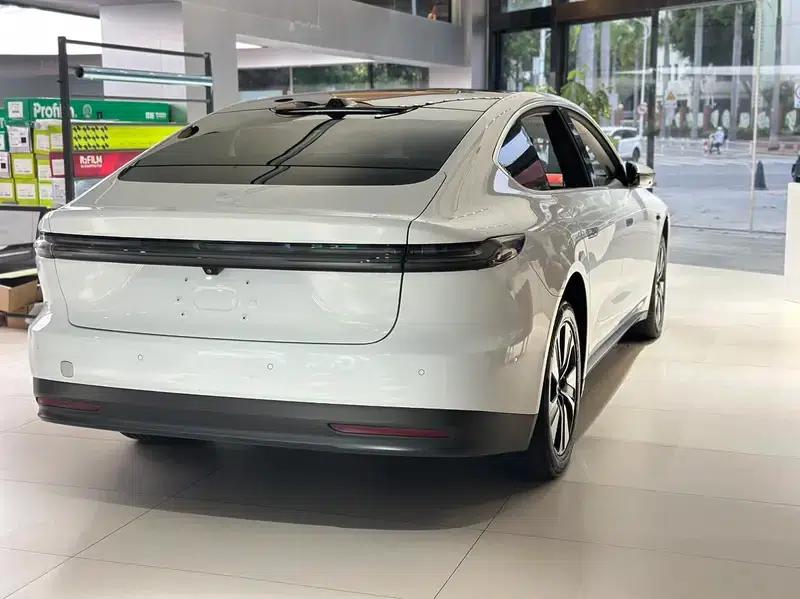 NIO ET7 2021 model 75kWh — миниатюра 6