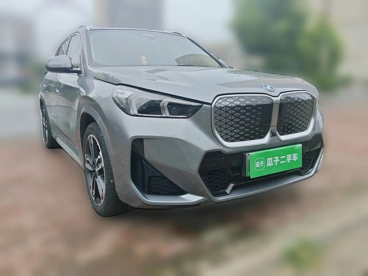 BMW iX1 2023 xDrive30L M Sport Package — миниатюра 3