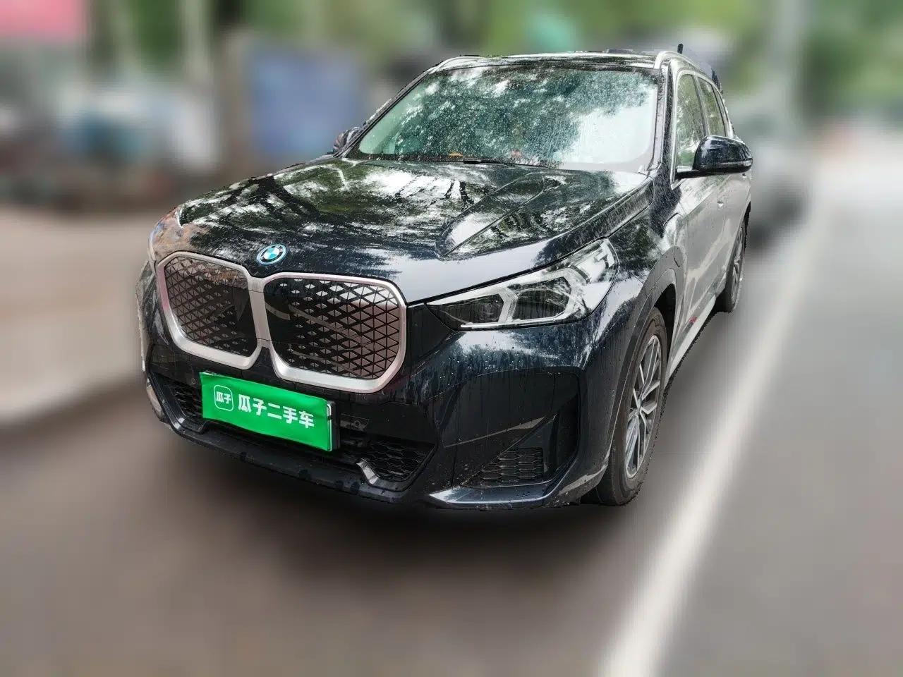 BMW iX1 2023 eDrive25L M Sport Package — миниатюра 1