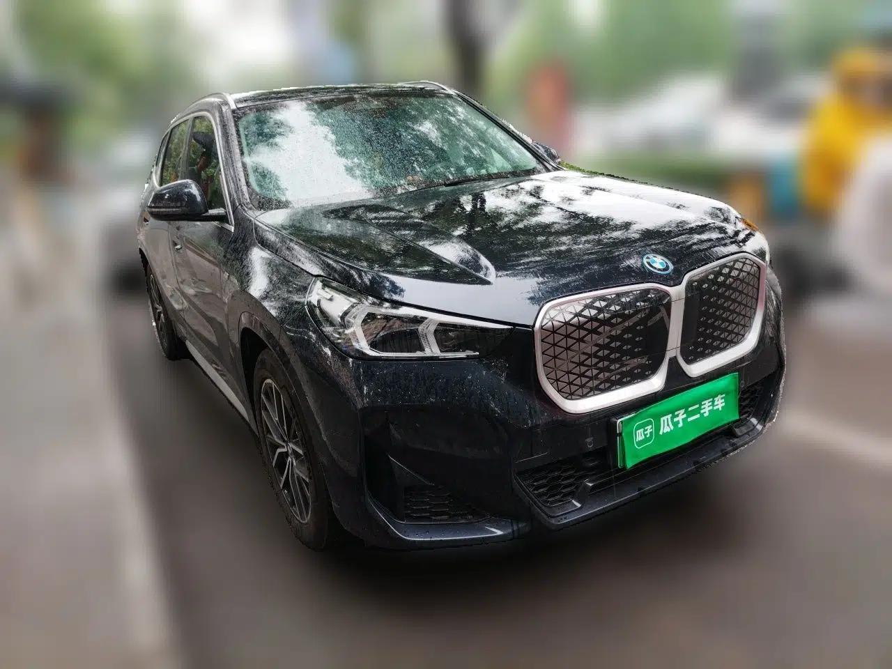 BMW iX1 2023 eDrive25L M Sport Package — миниатюра 3